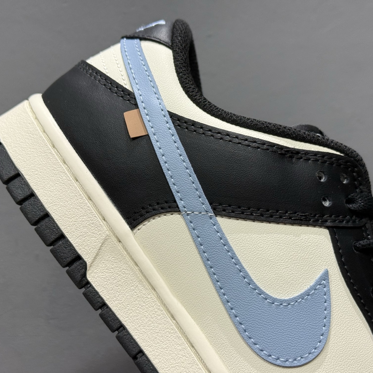 Nike Dunk Low 蓝尾巴 黑白蓝 黑白为经 DD1391-100