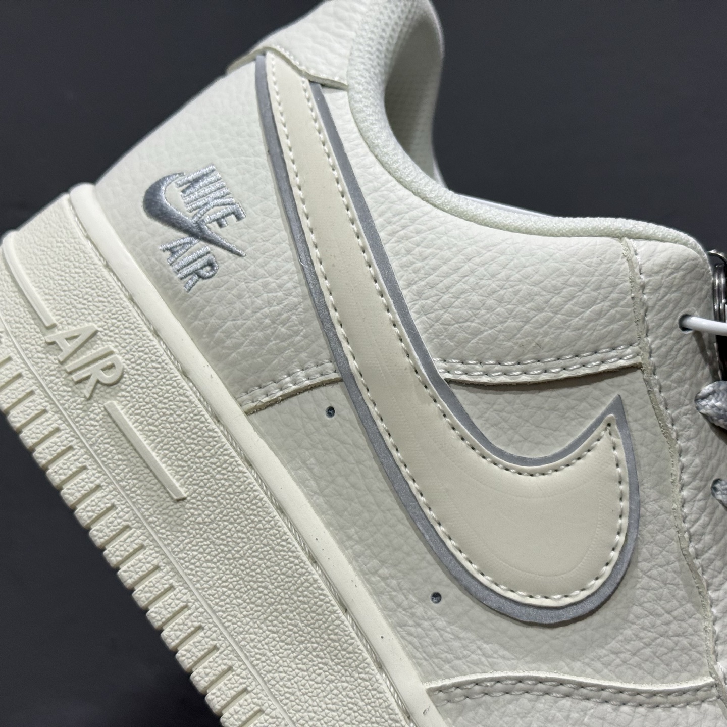 Nike Air Force 1'07 Low 耐克联名 米灰边 空军一号低帮休闲板鞋 CS5288-033
