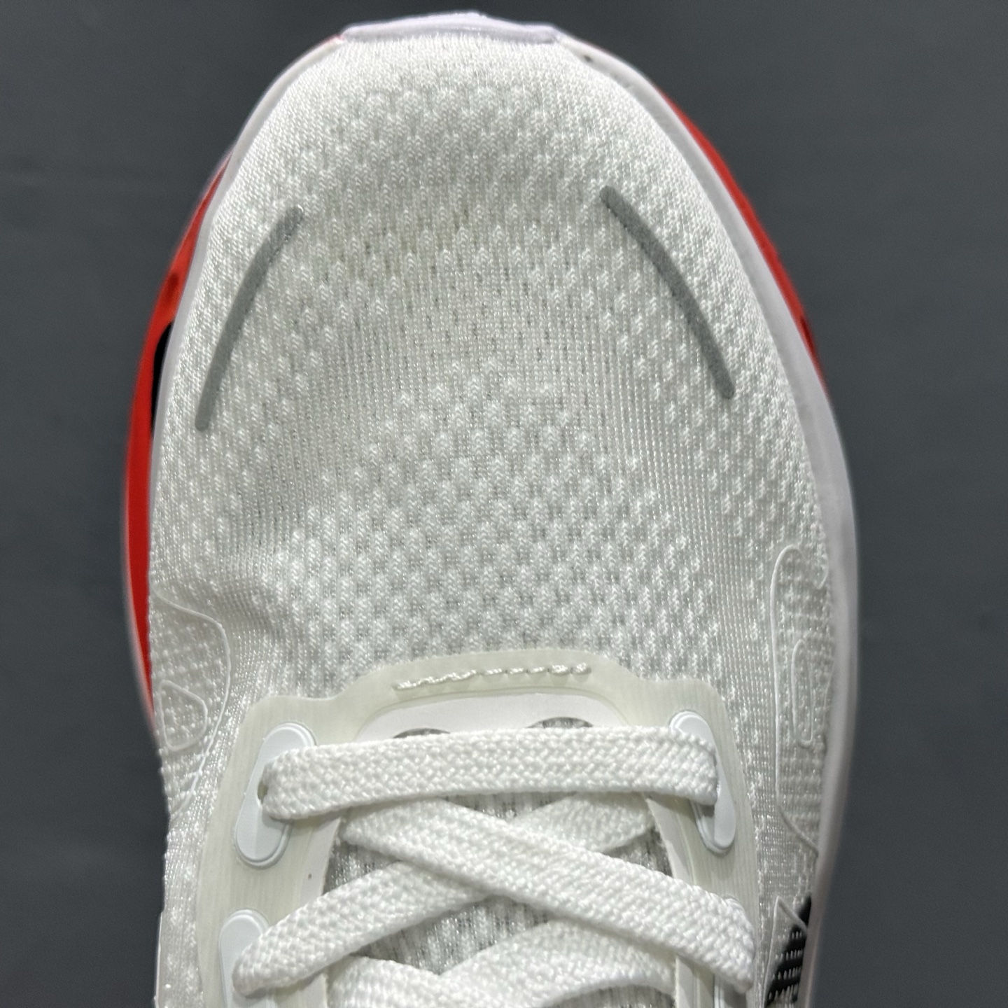 Nike Vomero premium Air气垫40周年 舒适百搭防滑耐磨 支撑缓震低帮 休闲跑步鞋 FN8453-028