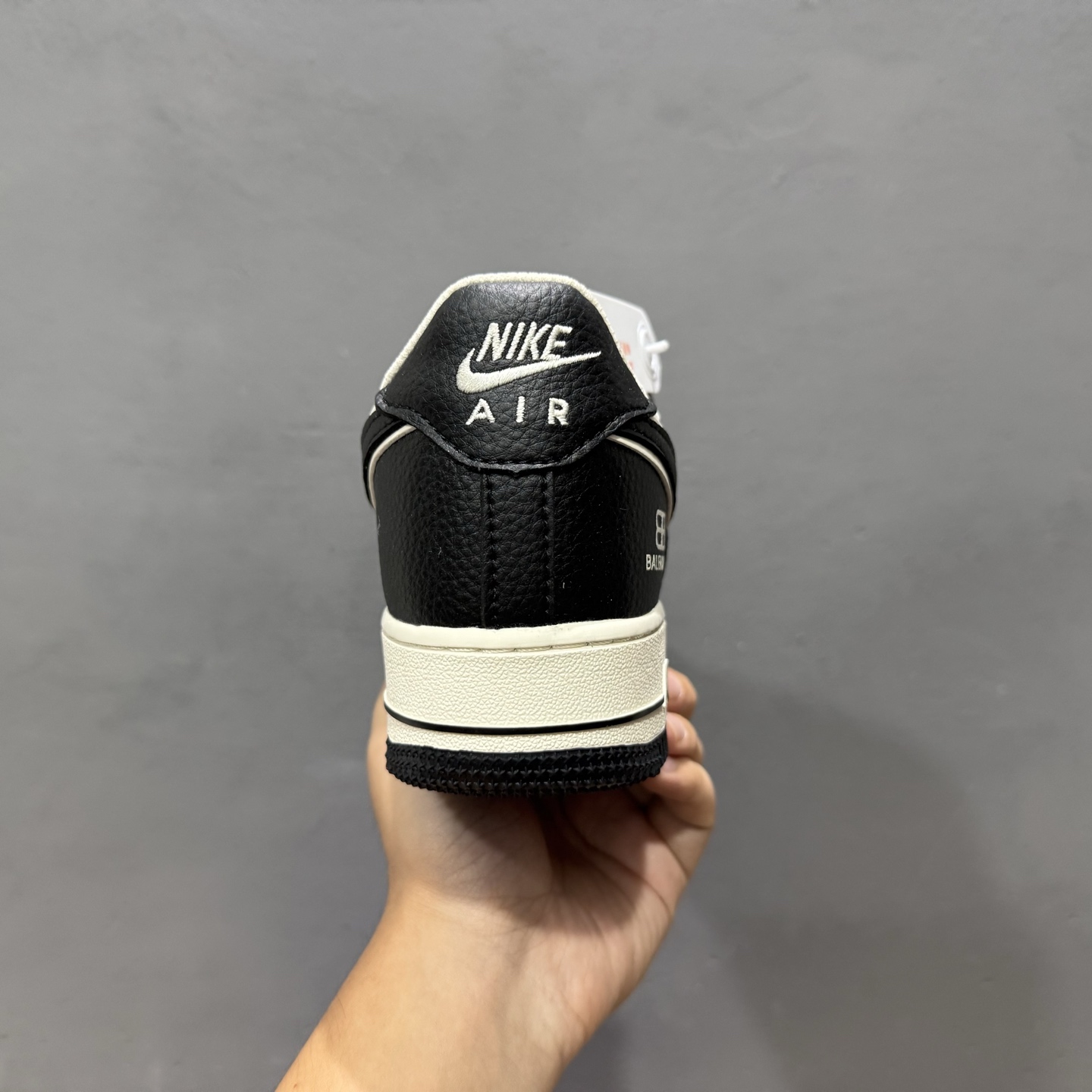 Balenciaga x Nike Air Force 1 雪山米白黑 HJ3318-004