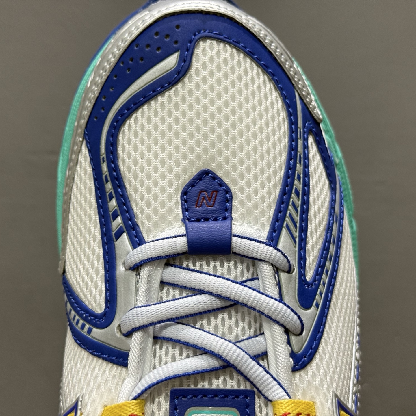 ￥210 New Balance 1906系列复古老爹风休闲运动慢跑鞋 U1906RMS
