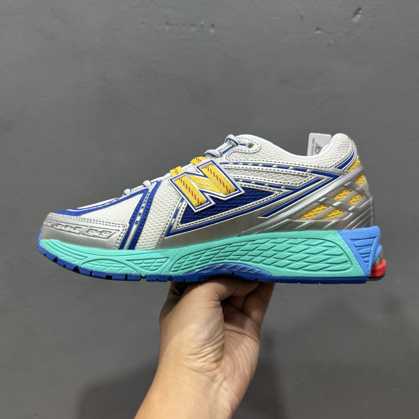 ￥210 New Balance 1906系列复古老爹风休闲运动慢跑鞋 U1906RMS