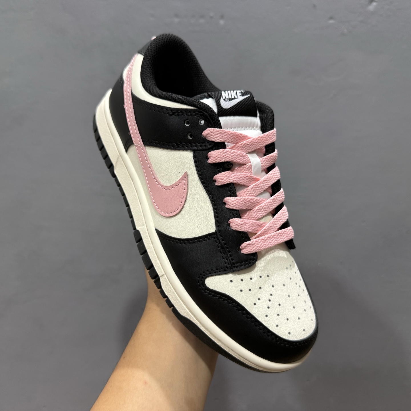 Nike Dunk Low 莓莓奶茶 黑白粉 当莓果粉跃上经典黑白廓形 DD1391-100