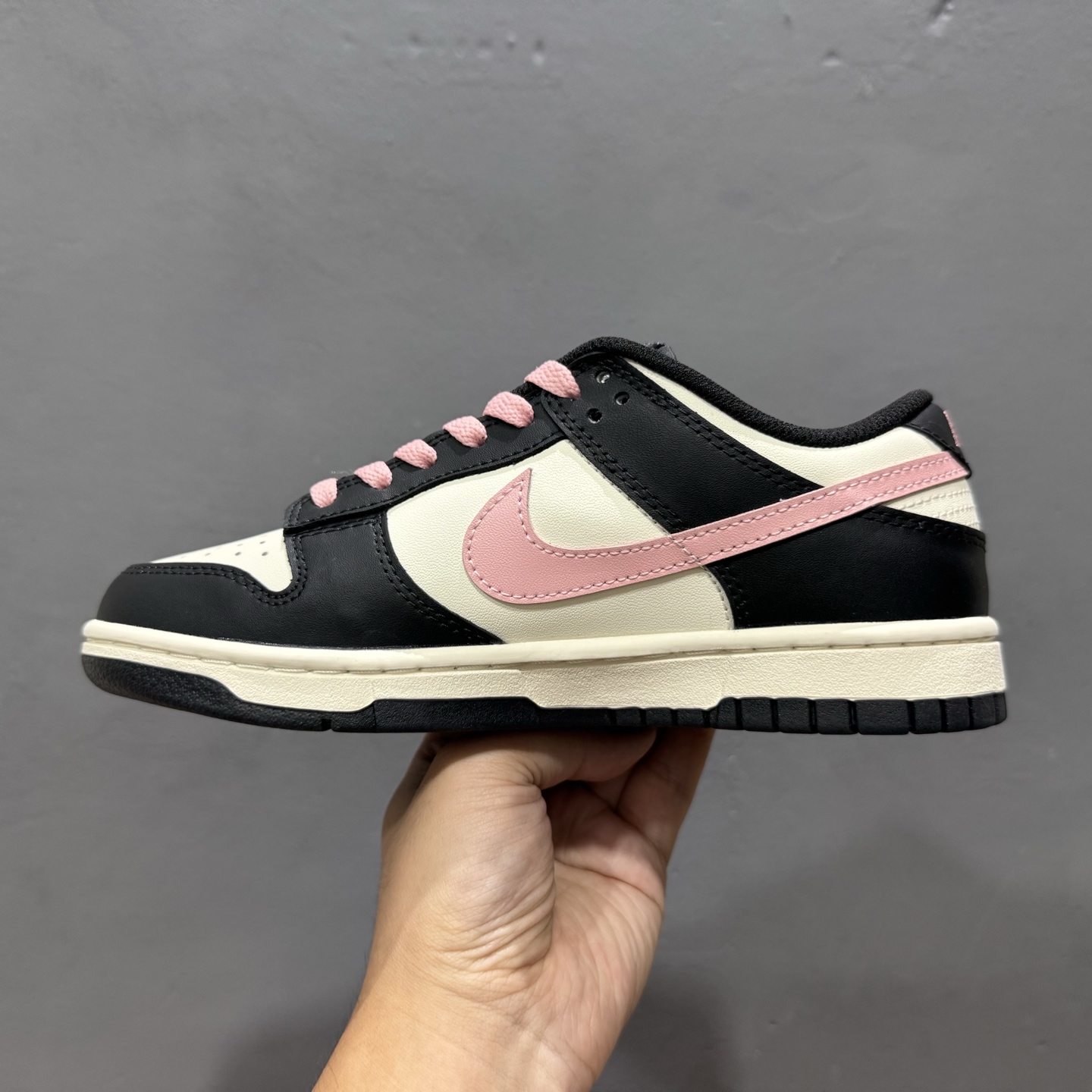 Nike Dunk Low 莓莓奶茶 黑白粉 当莓果粉跃上经典黑白廓形 DD1391-100