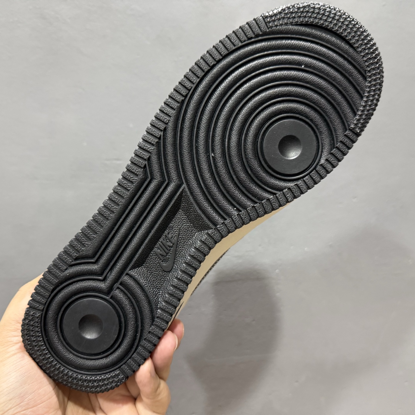 Louis Vuitton x NIke Air Force 1 格纹雾灰 SC0601-562