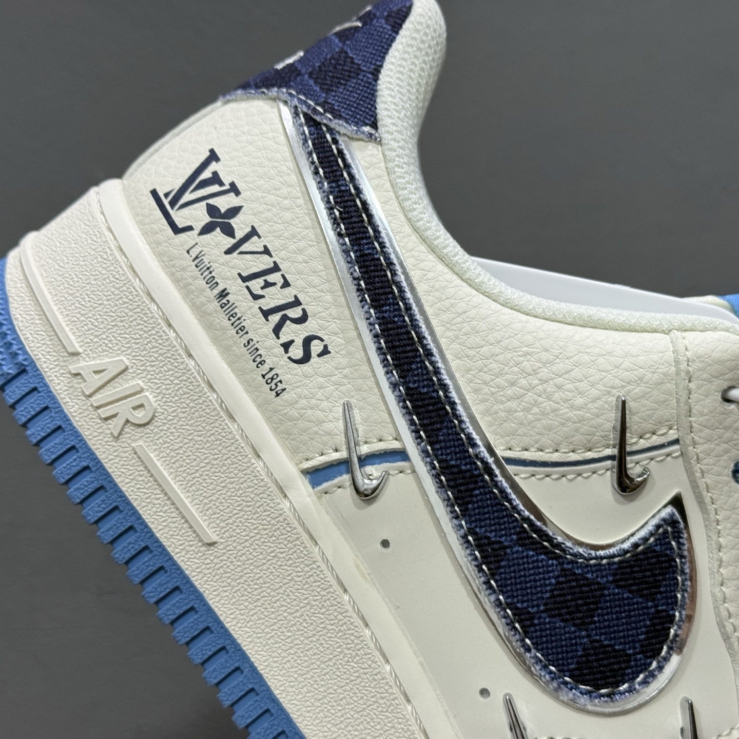 Nike Air Force 1'07 Low LV联名 米蓝四勾 空军一号低帮休闲板鞋 XS2869-003