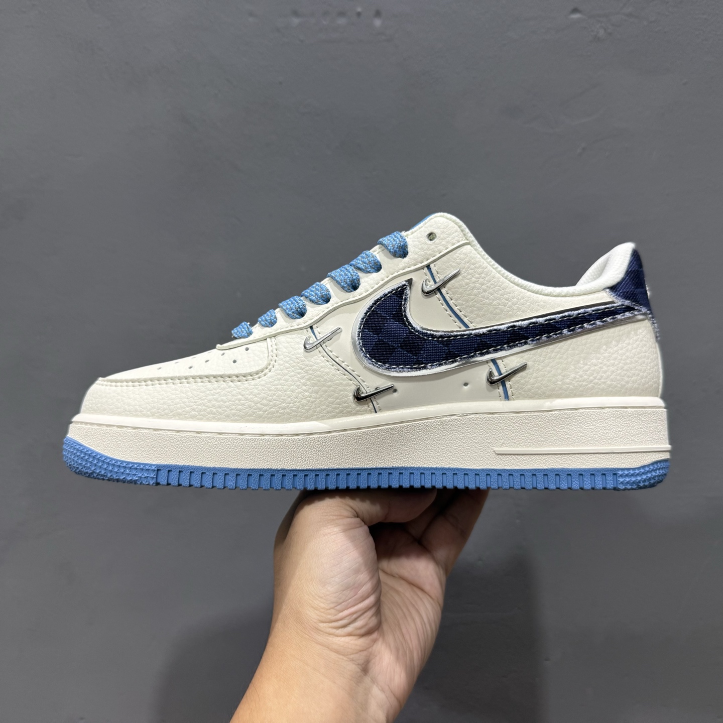 Nike Air Force 1'07 Low LV联名 米蓝四勾 空军一号低帮休闲板鞋 XS2869-003