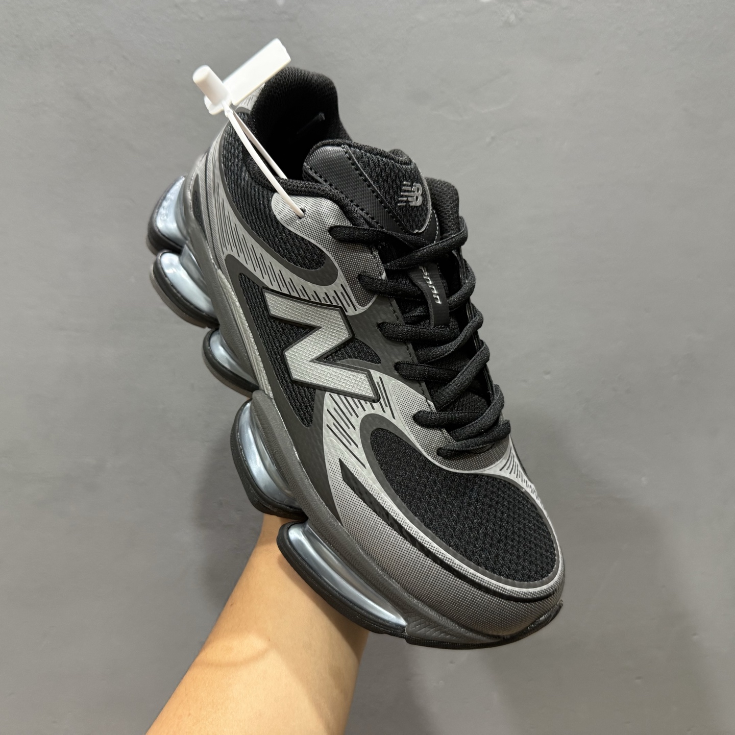大厂出品 New Balance NB 2000 银黑 U2000EA