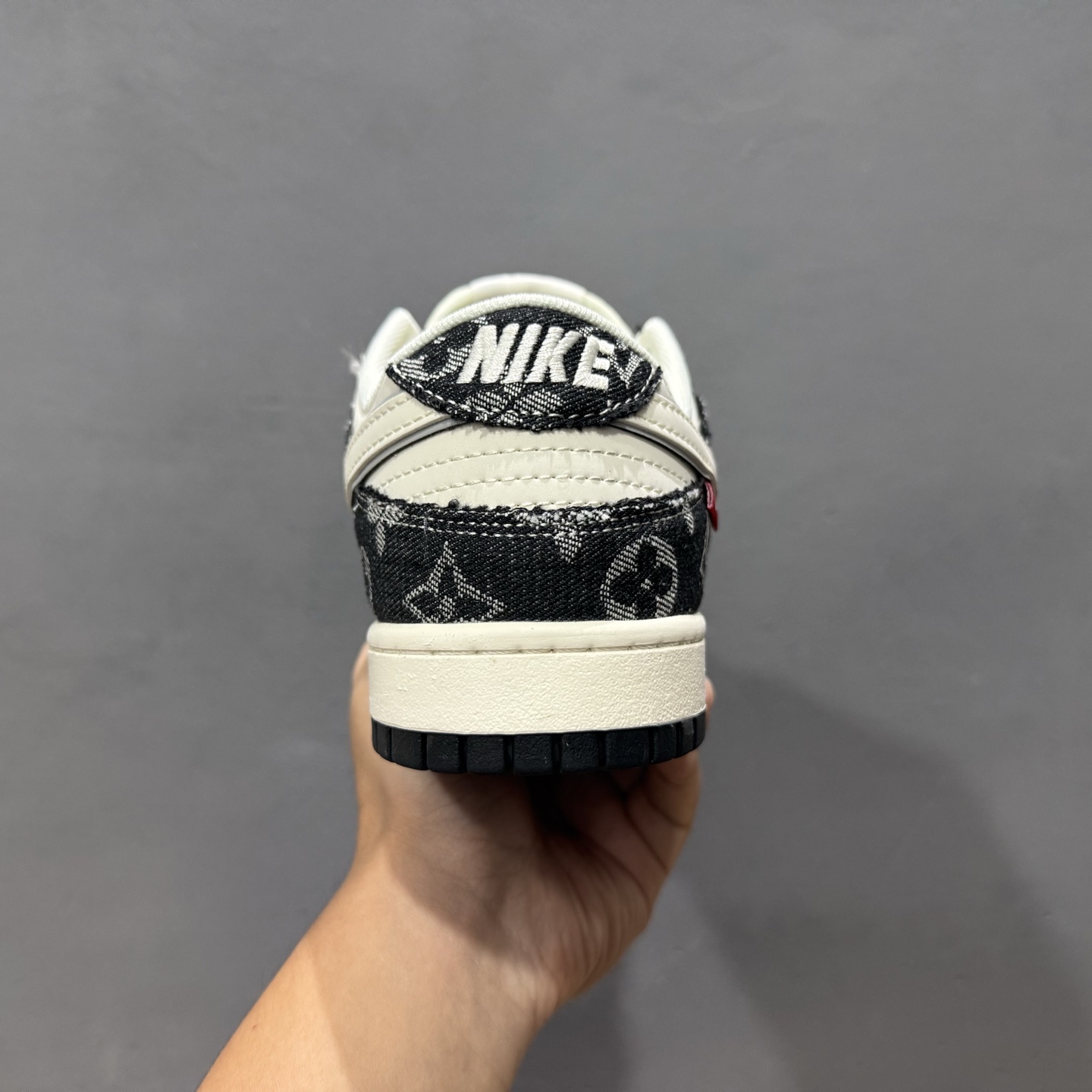 Louis Vuitton x Nike Dunk Low 双小勾牛仔 YX5066-368