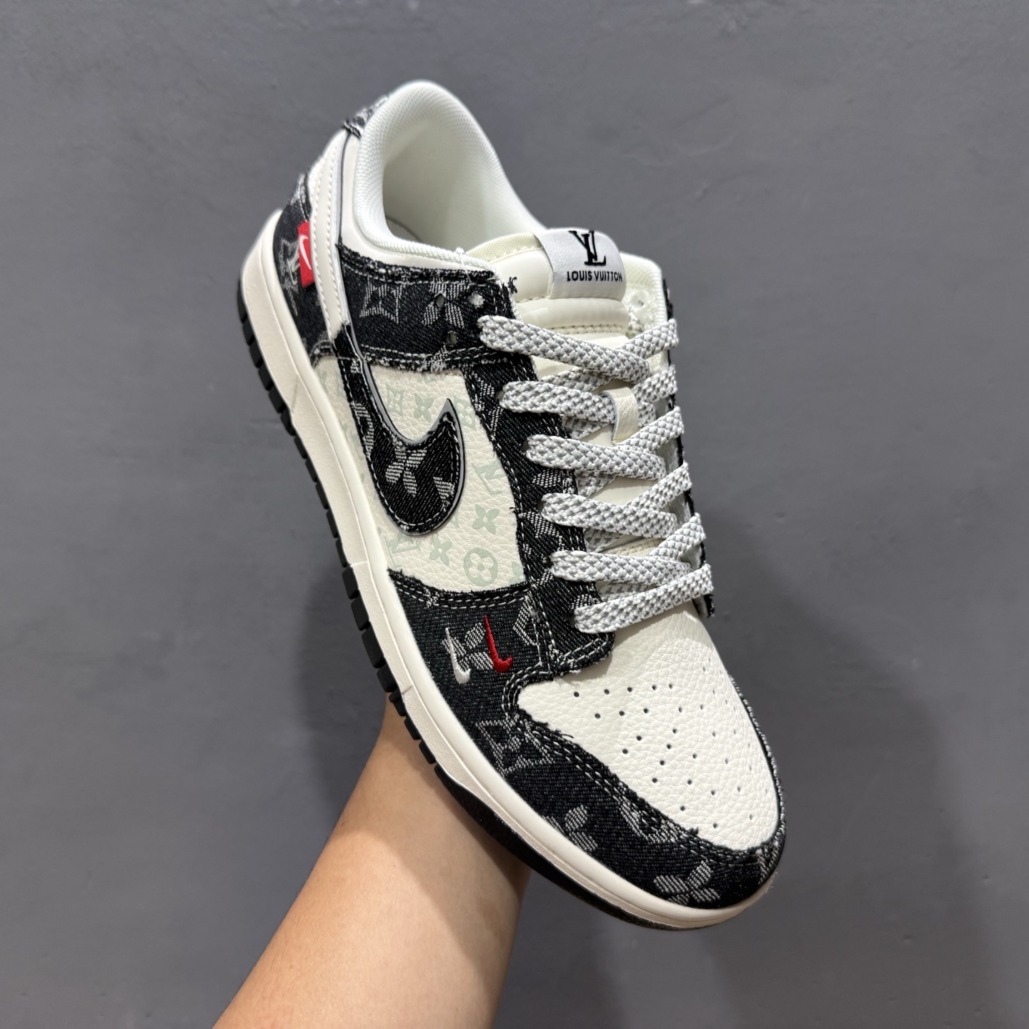 Louis Vuitton x Nike Dunk Low 双小勾牛仔 YX5066-368