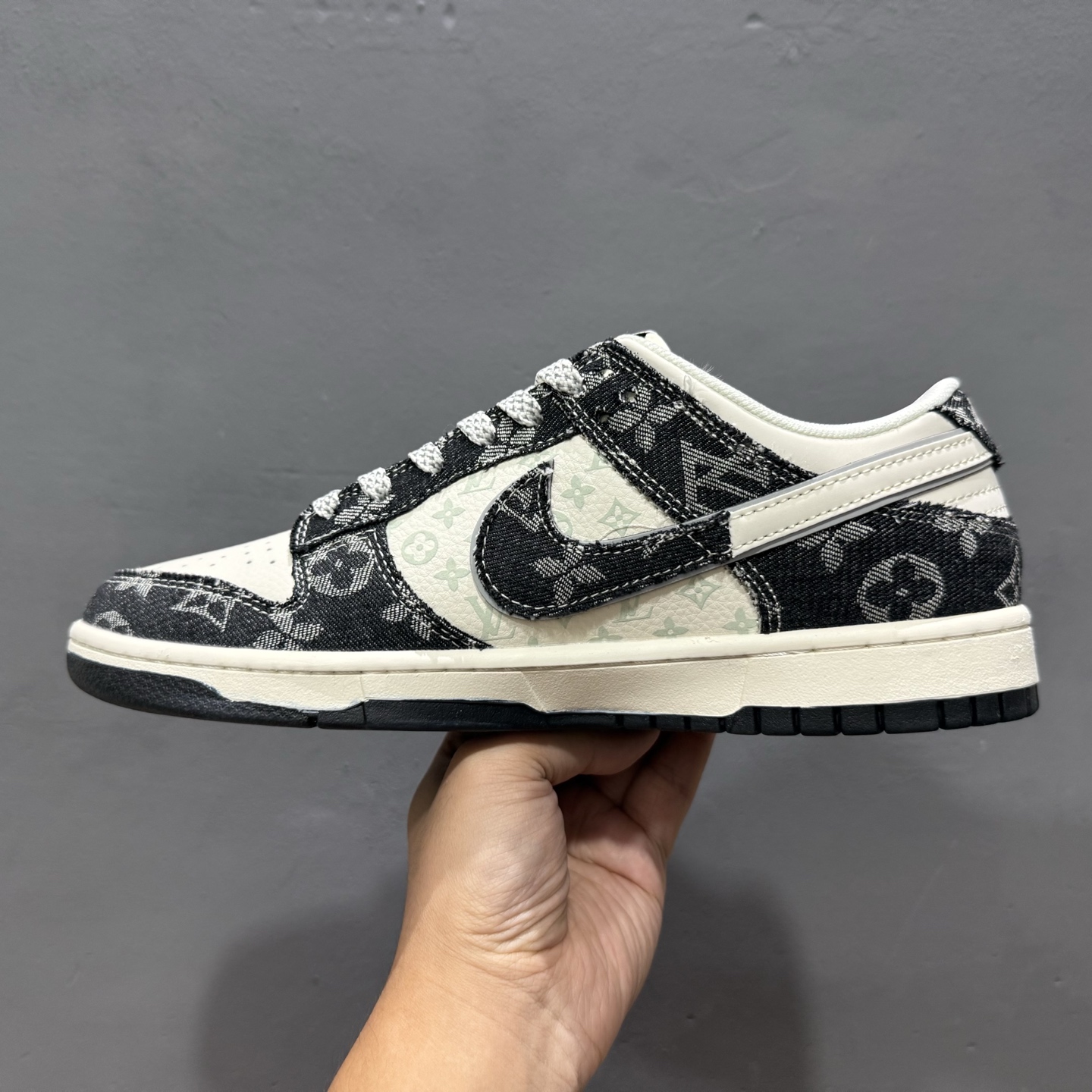 Louis Vuitton x Nike Dunk Low 双小勾牛仔 YX5066-368