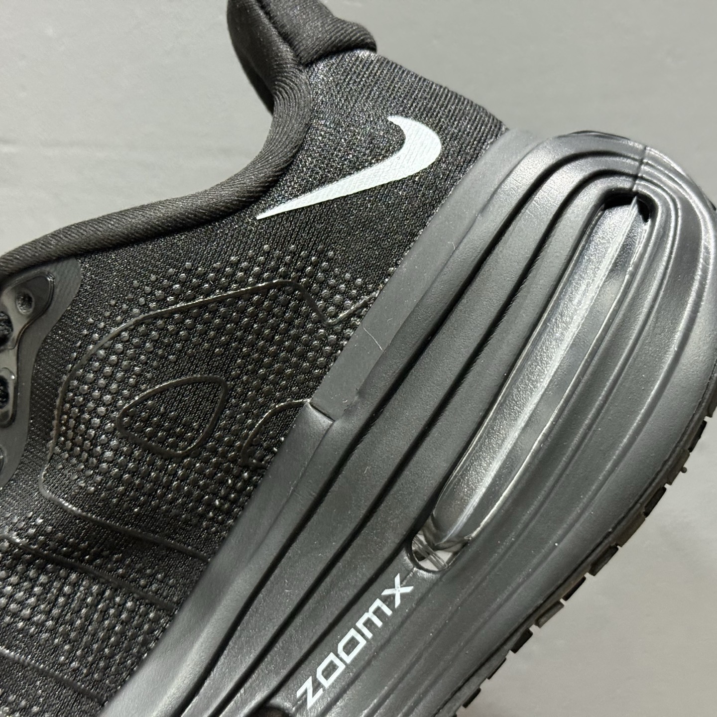 Nike ZOOM PREMIUM 耐克 飞马 舒适减震防滑 低帮跑步鞋 FN8453-004