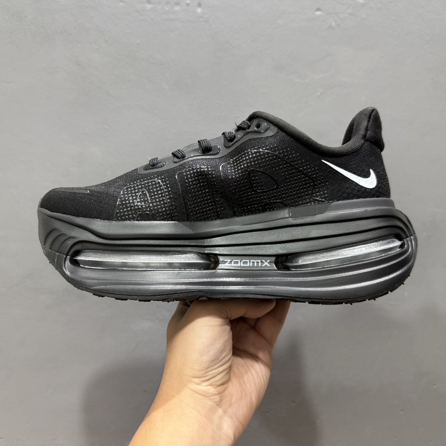 Nike ZOOM PREMIUM 耐克 飞马 舒适减震防滑 低帮跑步鞋 FN8453-004