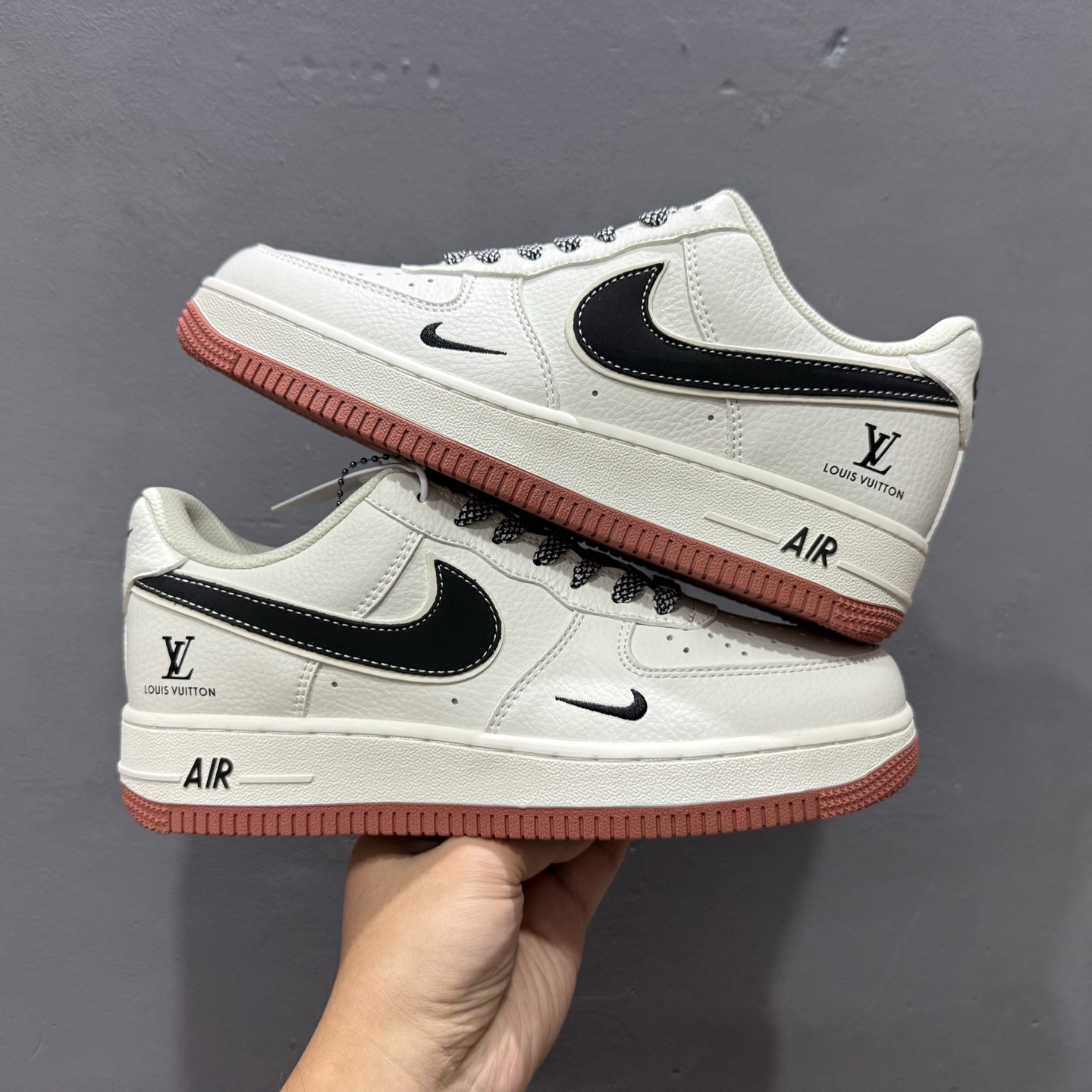 ￥260 Nike Air Force 1'07 Low LV联名 米黑勾生胶 空军一号低帮休闲板鞋 CS5288-020