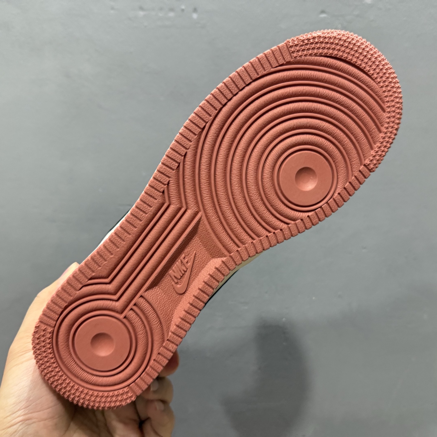 ￥260 Nike Air Force 1'07 Low LV联名 米黑勾生胶 空军一号低帮休闲板鞋 CS5288-020