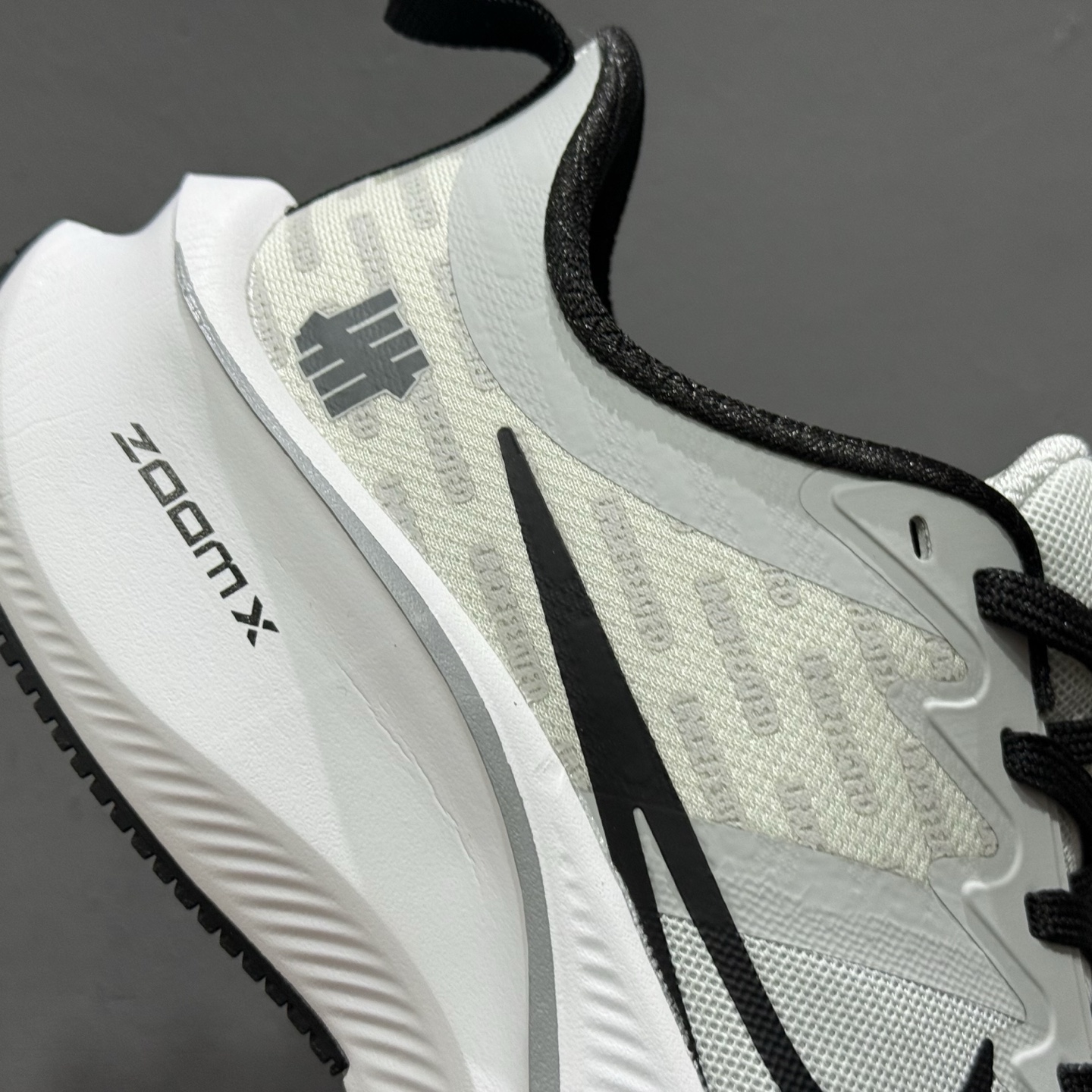 NIKE耐克 2025全新概念-超跑透气网面鞋训练跑步鞋Plus Zoomx 中底 CK4318-148
