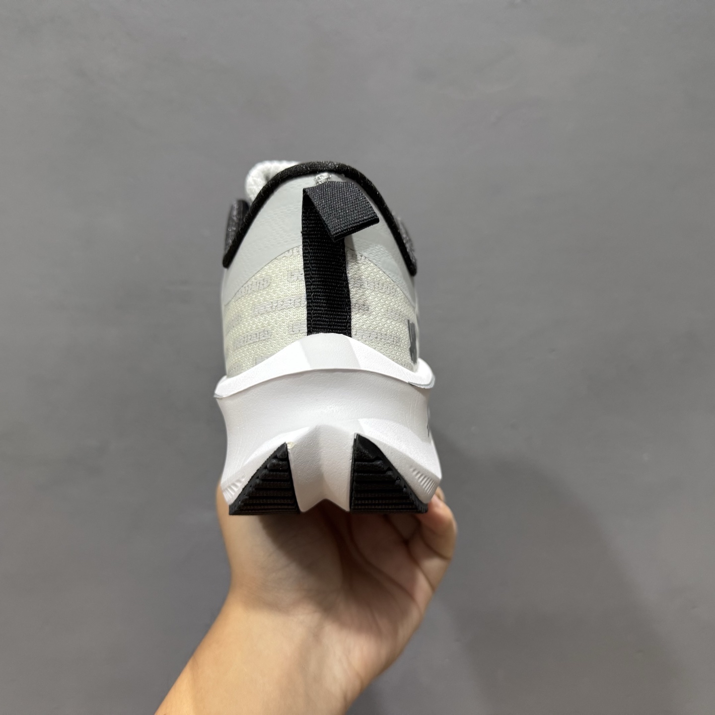 NIKE耐克 2025全新概念-超跑透气网面鞋训练跑步鞋Plus Zoomx 中底 CK4318-148