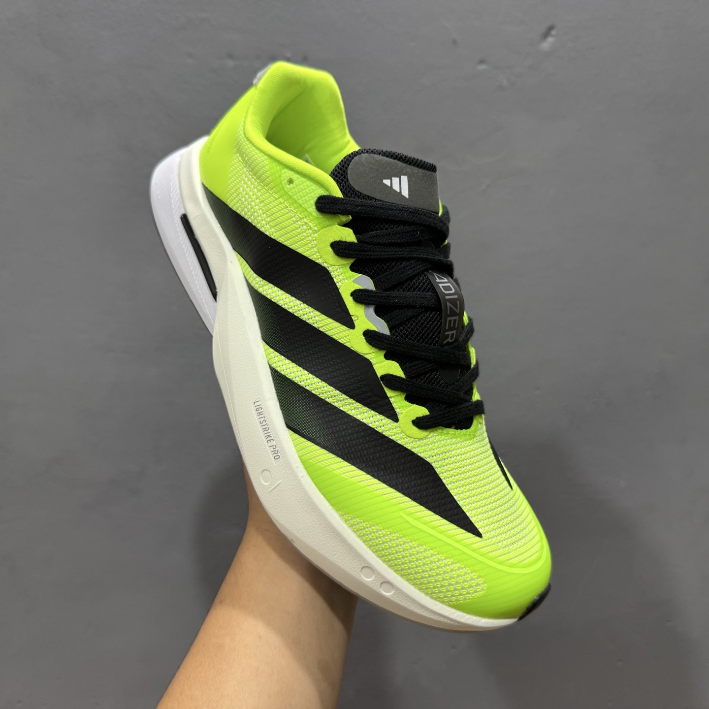 Adidas Adizero Boston 13 M 泡棉搭配全掌碳板 缓震透气跑步鞋 JS4933