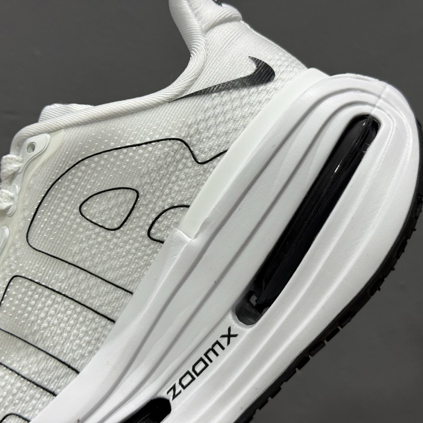 Nike ZOOM PREMIUM 耐克 飞马 舒适减震防滑 FN8453-024
