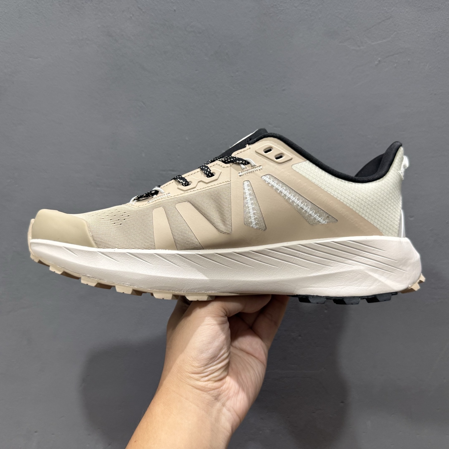 MAMMUT猛犸象 Hueco Knit 2 登山靴多功能鞋履