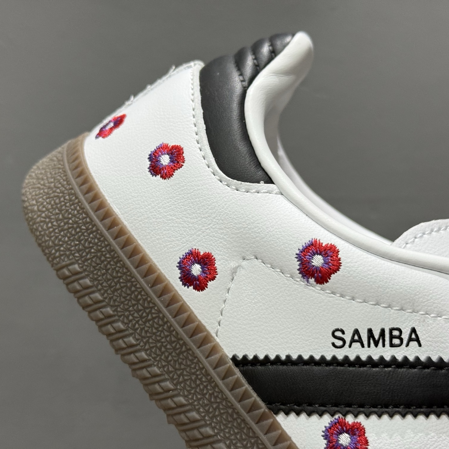 阿迪达斯 德训女鞋 ADIDAS ORIGINALS SAMBA OG SHOES 经典运动鞋小白鞋 IF4391