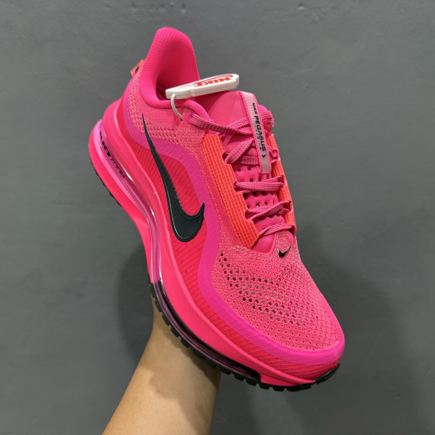 Nike Pegasus Premium WMNS 粉红 HQ2592-600