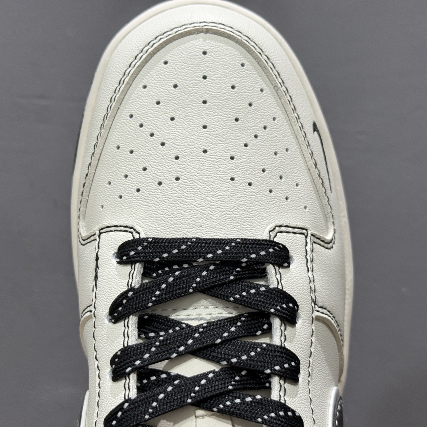 Nike Dunk Low 黑灰边勾 CS1688-116