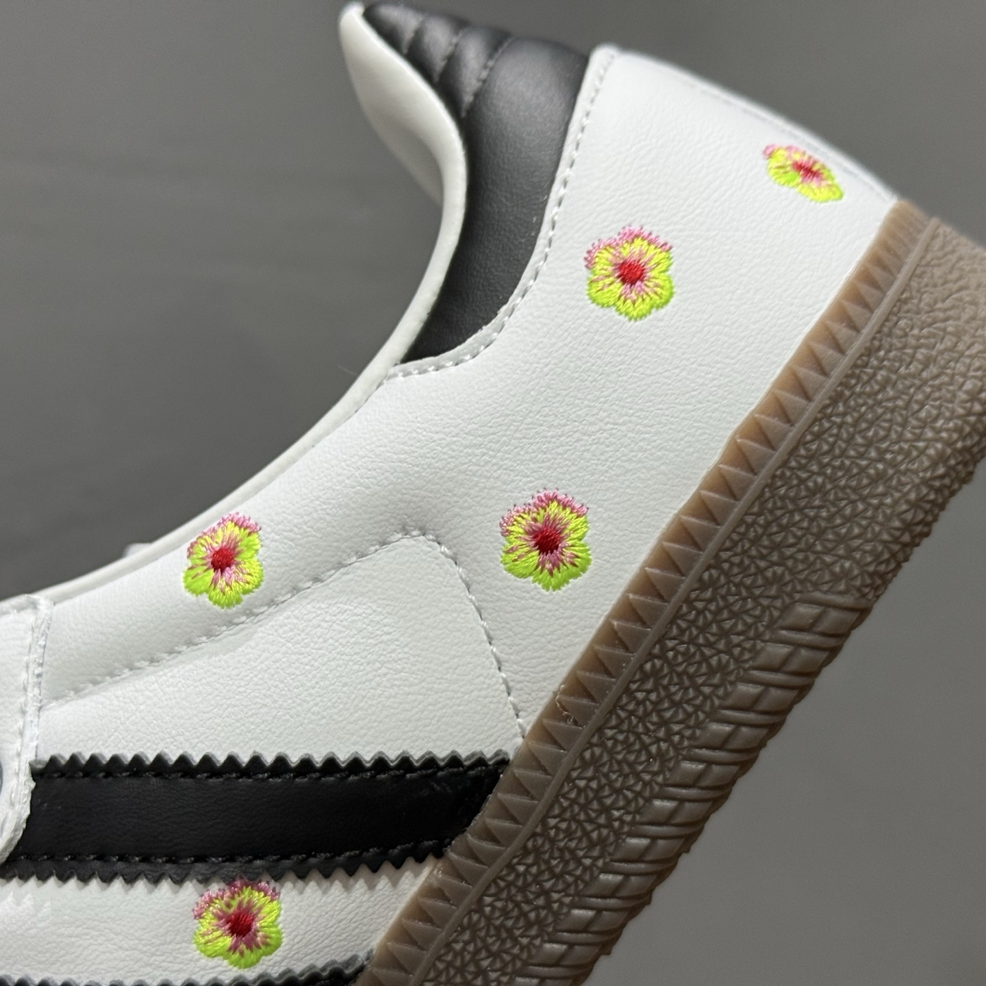 阿迪达斯 德训女鞋 ADIDAS ORIGINALS SAMBA OG SHOES 经典运动鞋小白鞋 IF4396