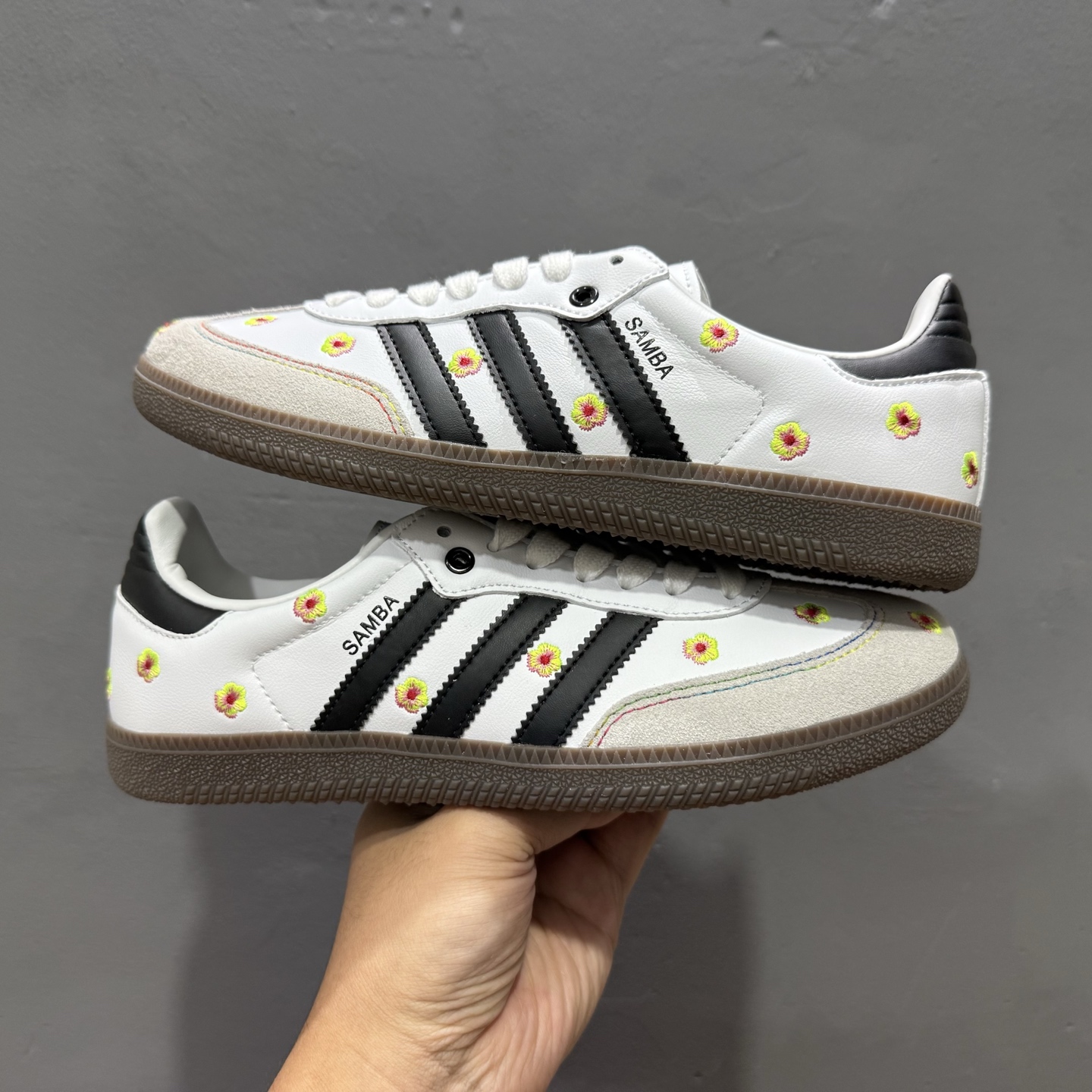 阿迪达斯 德训女鞋 ADIDAS ORIGINALS SAMBA OG SHOES 经典运动鞋小白鞋 IF4396