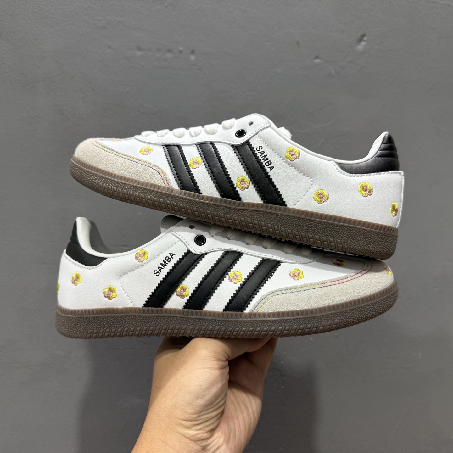 180 阿迪达斯 德训女鞋 ADIDAS ORIGINALS SAMBA OG SHOES 经典运动鞋小白鞋 IF4395