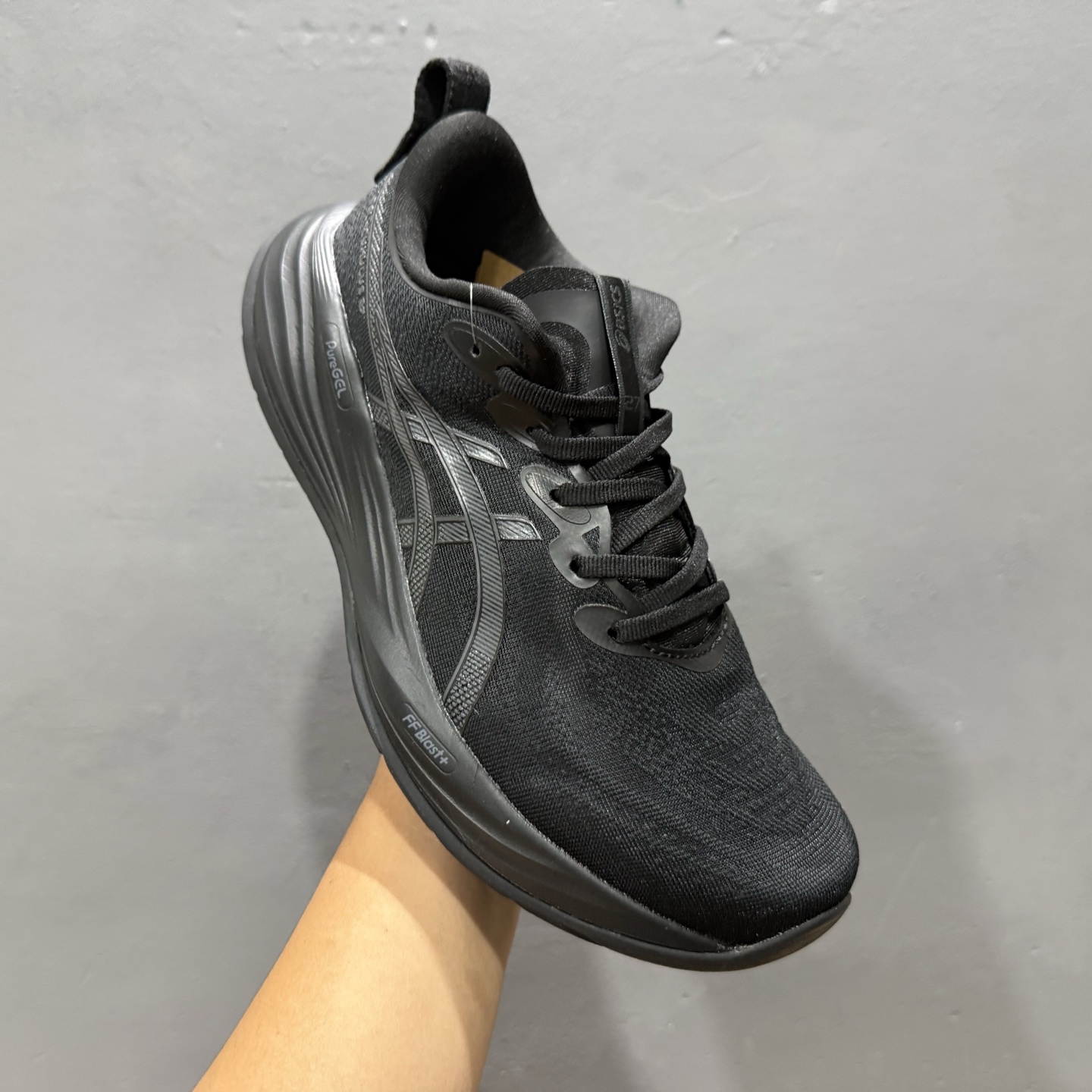 Asics Gel-Nimbus 27 舒适防滑耐磨低帮休闲跑步鞋