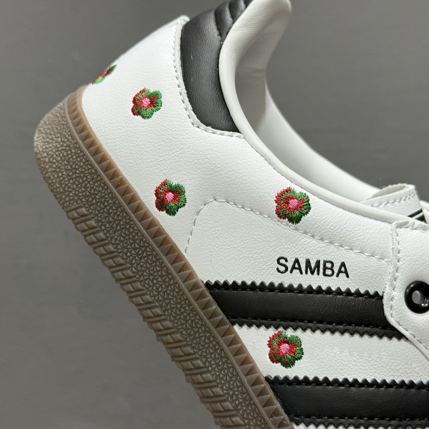 阿迪达斯 德训鞋 ADIDAS ORIGINALS SAMBA OG SHOES 经典运动鞋小白鞋 IF4393