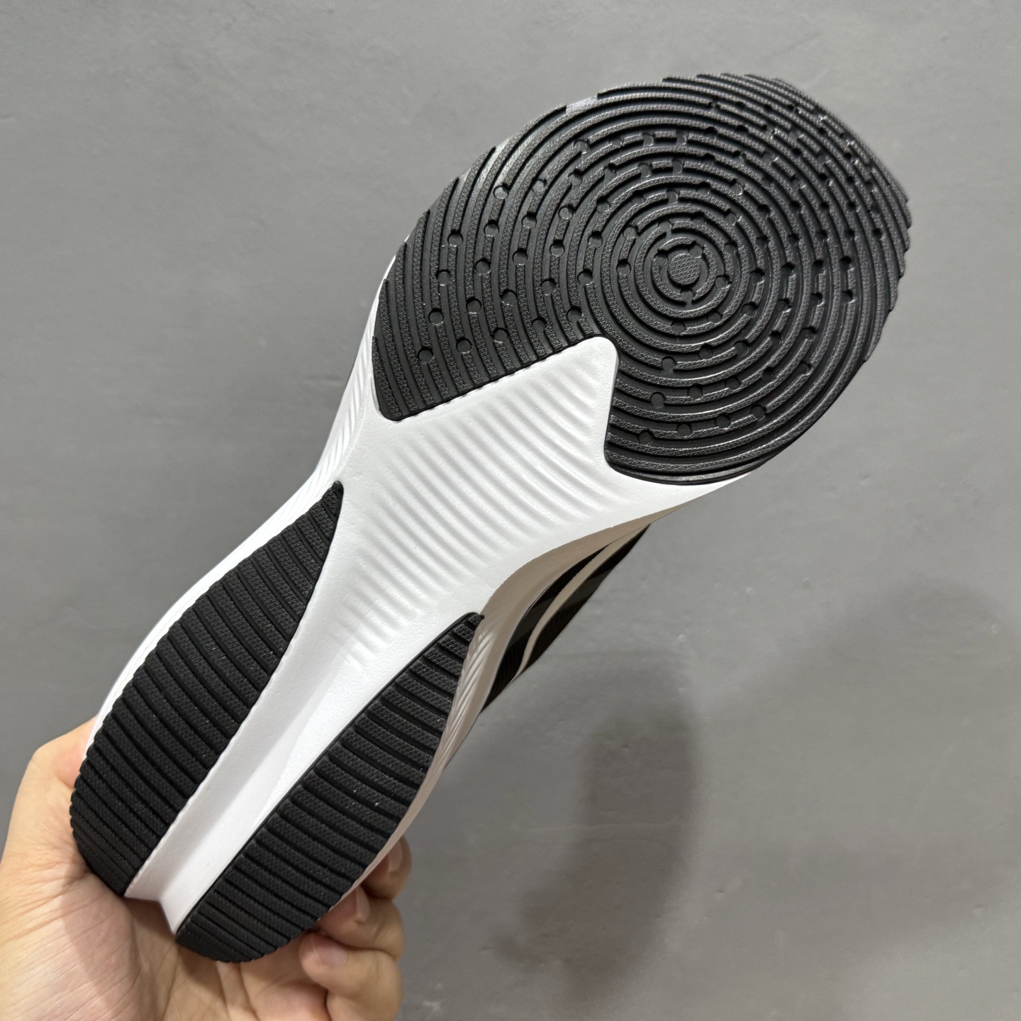 NIKE ZOOM PLUS 黑绿跑鞋 CK4318-157