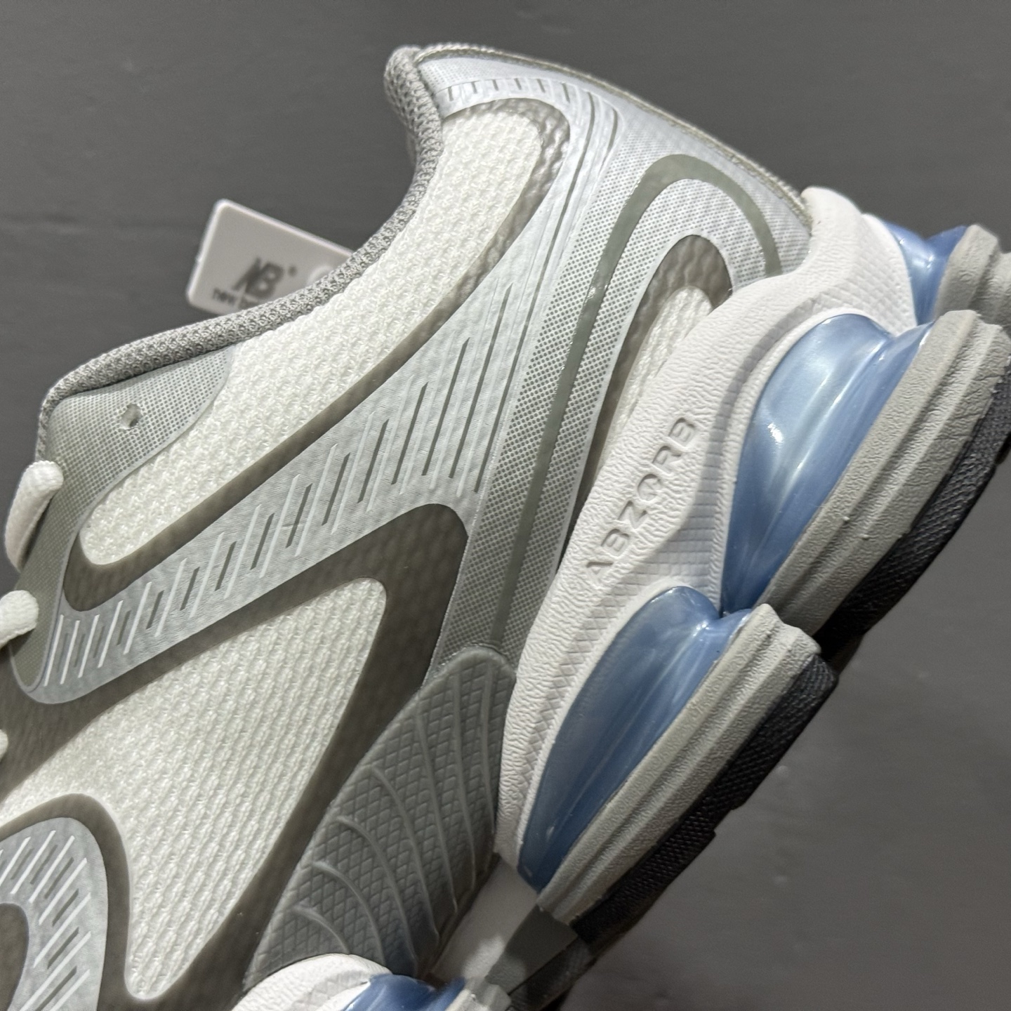 New Balance 新百伦 网面休闲鞋 U2000AA