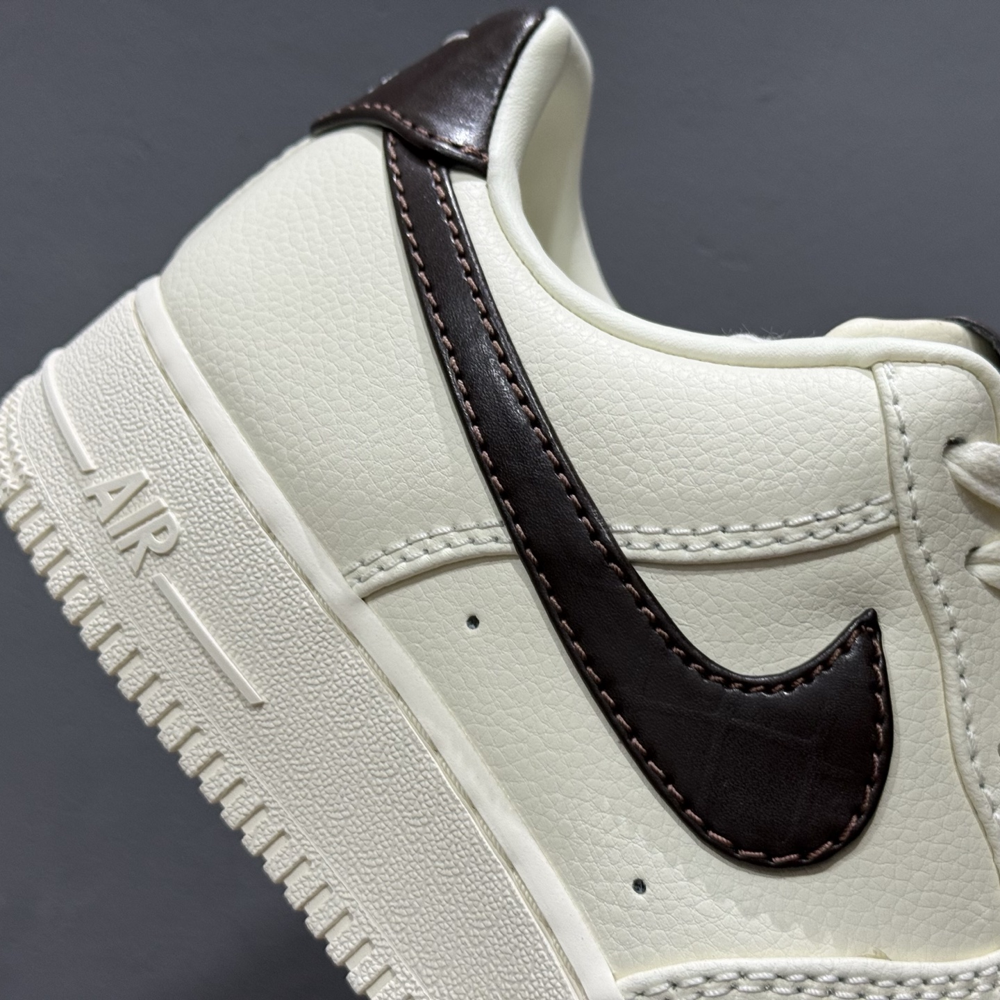 NK Air Force 1 Low 空军一号低帮休闲板鞋 IH7332-001