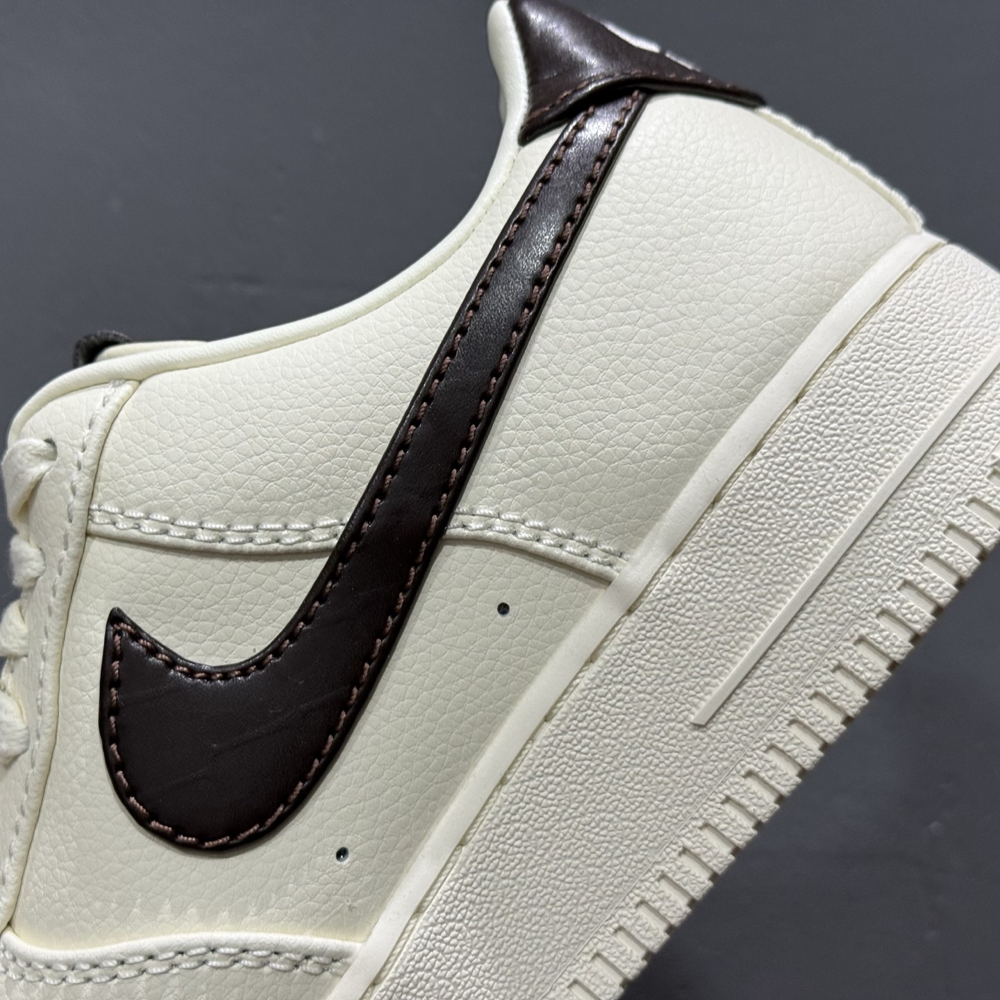 NK Air Force 1 Low 空军一号低帮休闲板鞋 IH7332-001