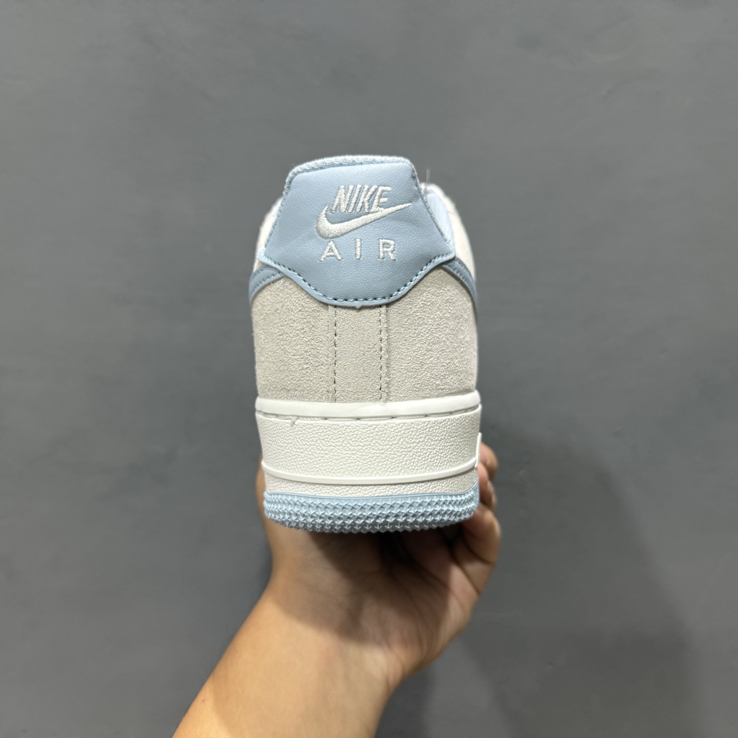 Nike Air Force 1'07 Low 空军一号低帮休闲板鞋 FQ8714-005