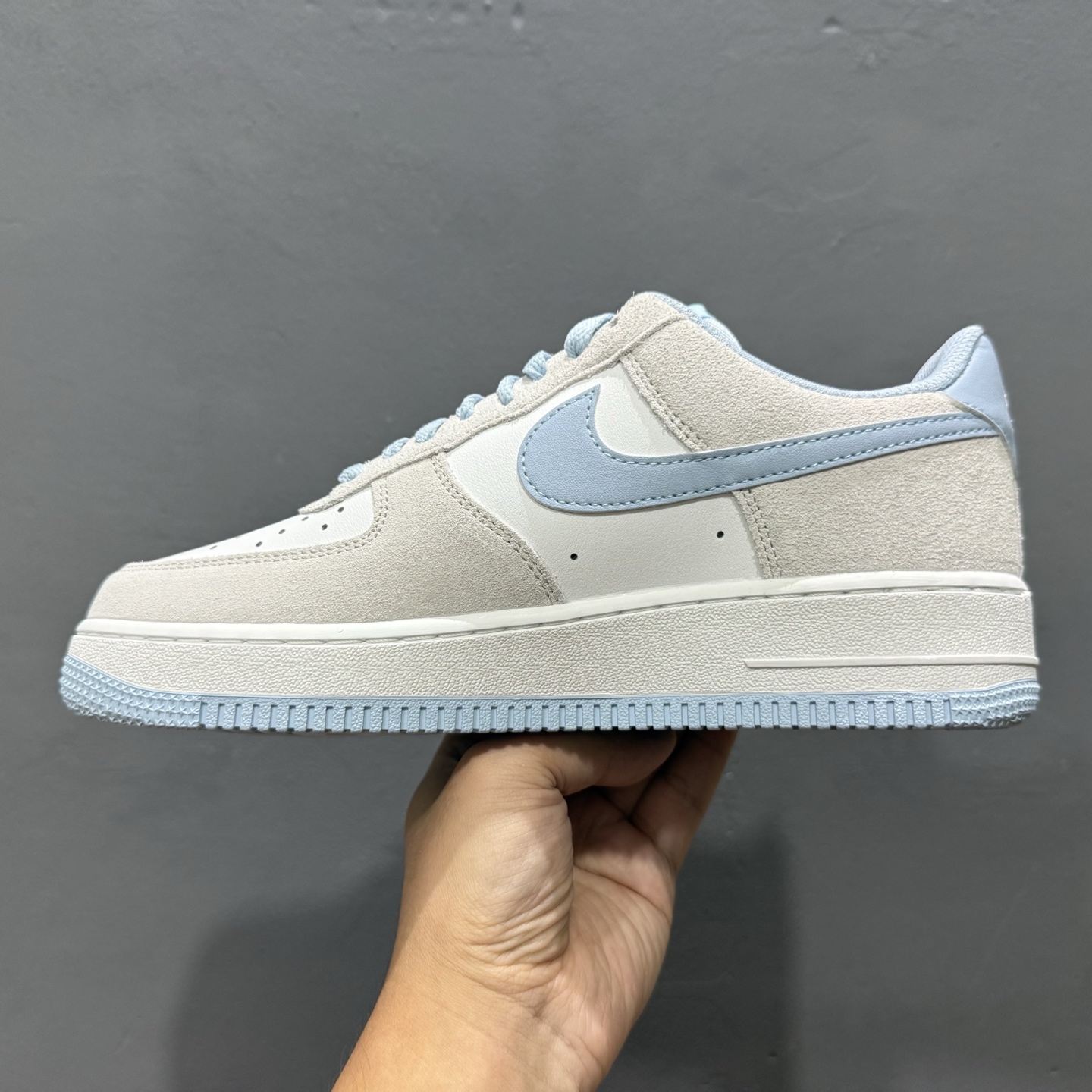 Nike Air Force 1'07 Low 空军一号低帮休闲板鞋 FQ8714-005