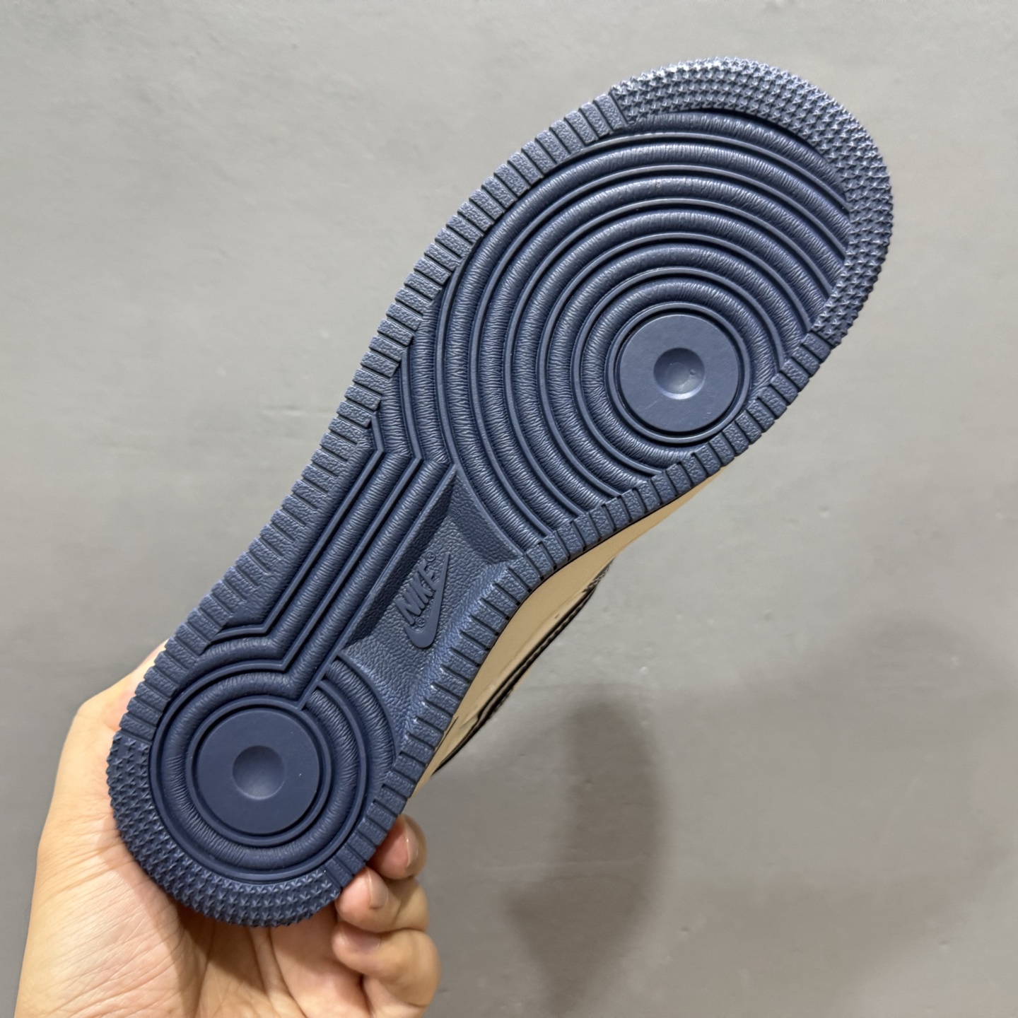 Nike Air Force 1'07 Low UN联名 多彩蓝红拼接 空军一号低帮休闲板鞋 JP8028-005