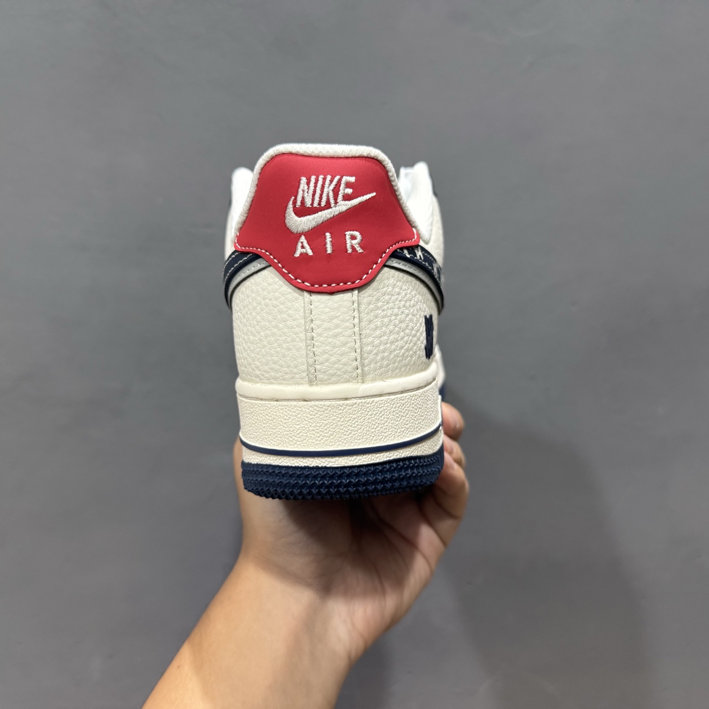 Nike Air Force 1'07 Low UN联名 多彩蓝红拼接 空军一号低帮休闲板鞋 JP8028-005