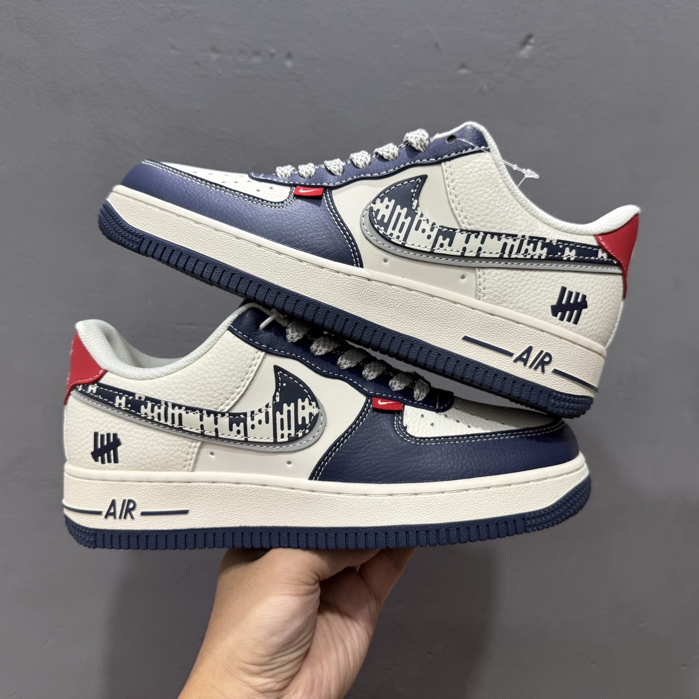 Nike Air Force 1'07 Low UN联名 多彩蓝红拼接 空军一号低帮休闲板鞋 JP8028-005