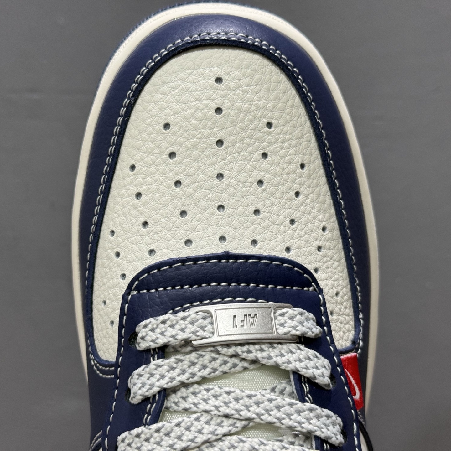 Nike Air Force 1'07 Low UN联名 多彩蓝红拼接 空军一号低帮休闲板鞋 JP8028-005