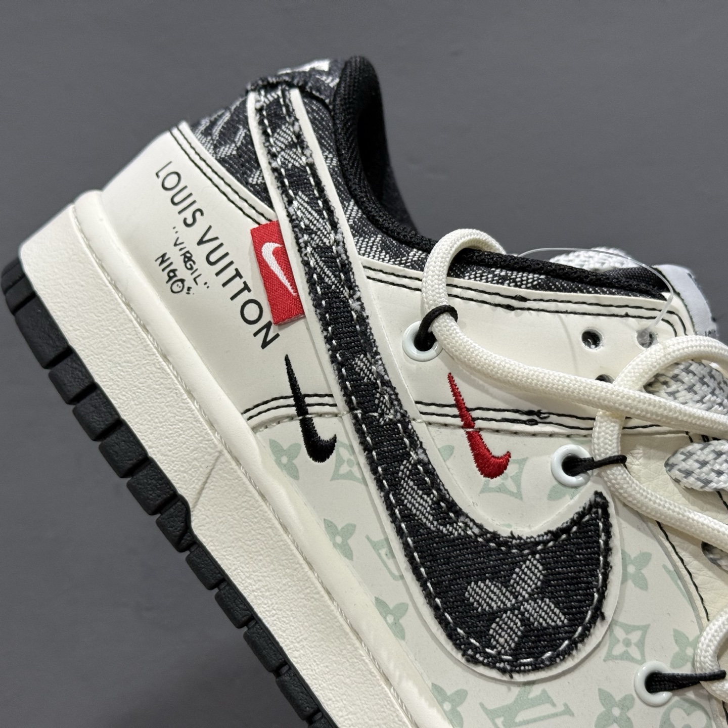 Louis Vuitton x Nike Dunk Low 黑帆布抽绳 YX5066-380