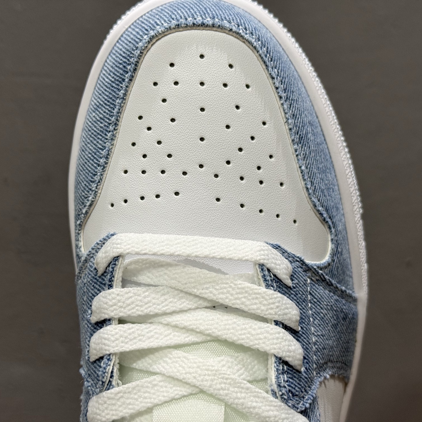 新款出货 原装 乔丹 Air Jordan AJ1 Low 低帮 白蓝粉牛仔 HQ2001-400