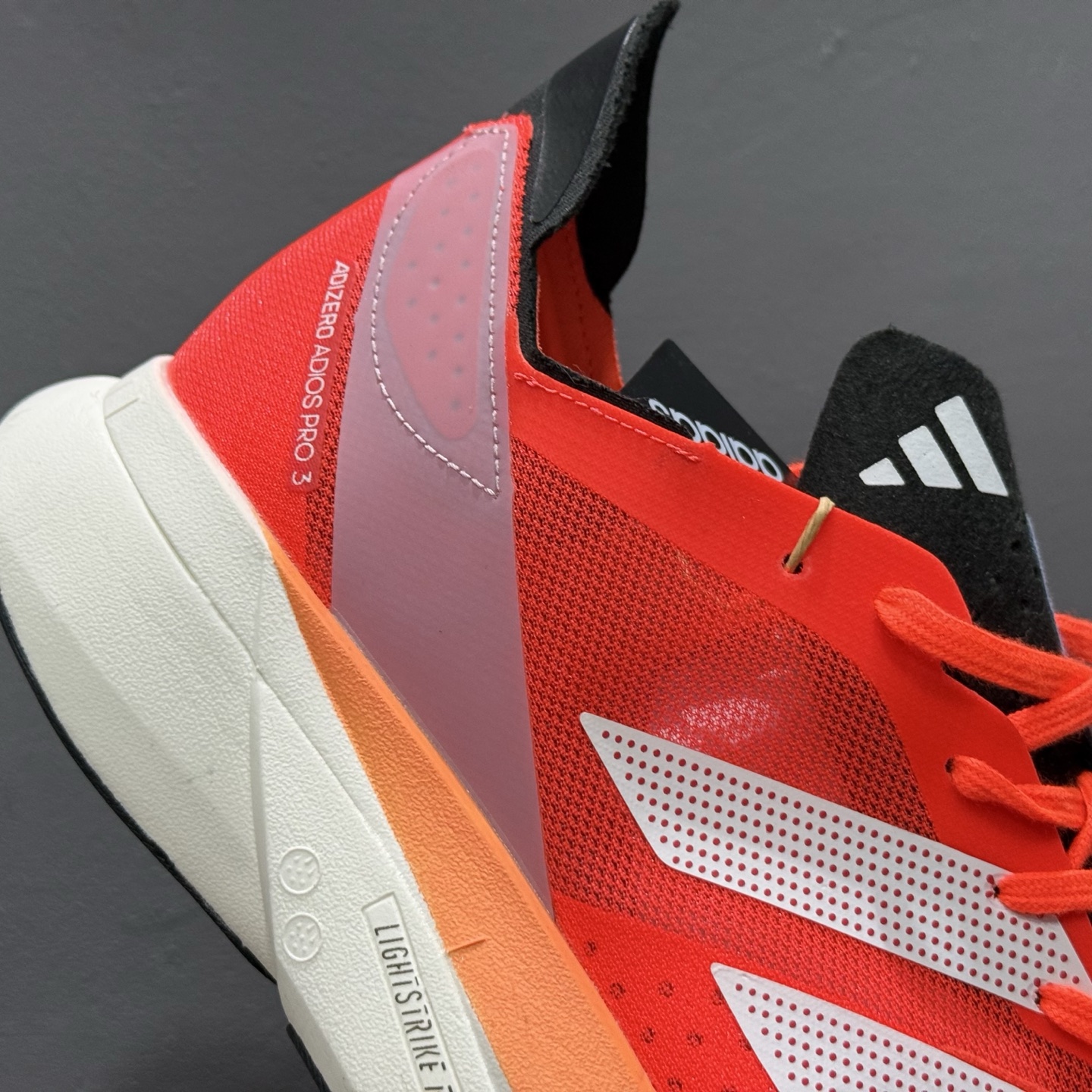 Adidas Adizero Pro Evo 3 W 全掌碳板 阿迪超轻透气缓震跑鞋 GX9777