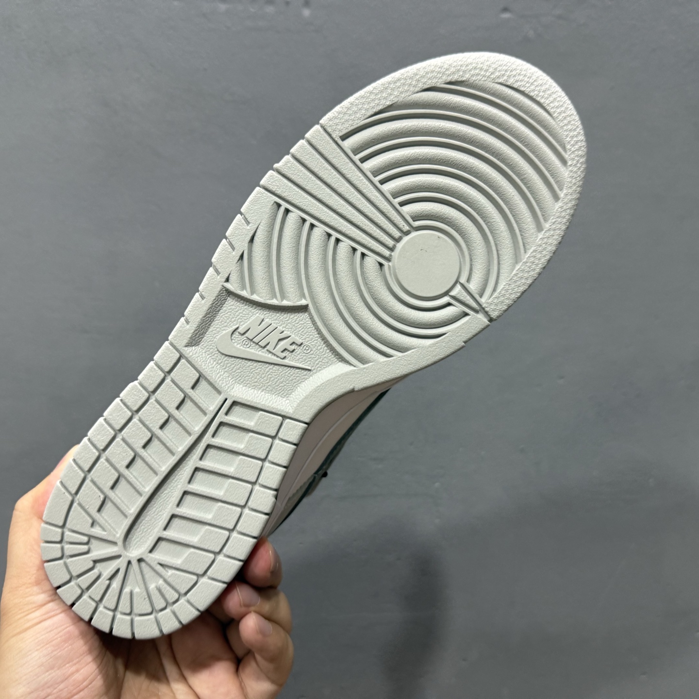 定制鞋Nike Dunk白灰 DD1391-103