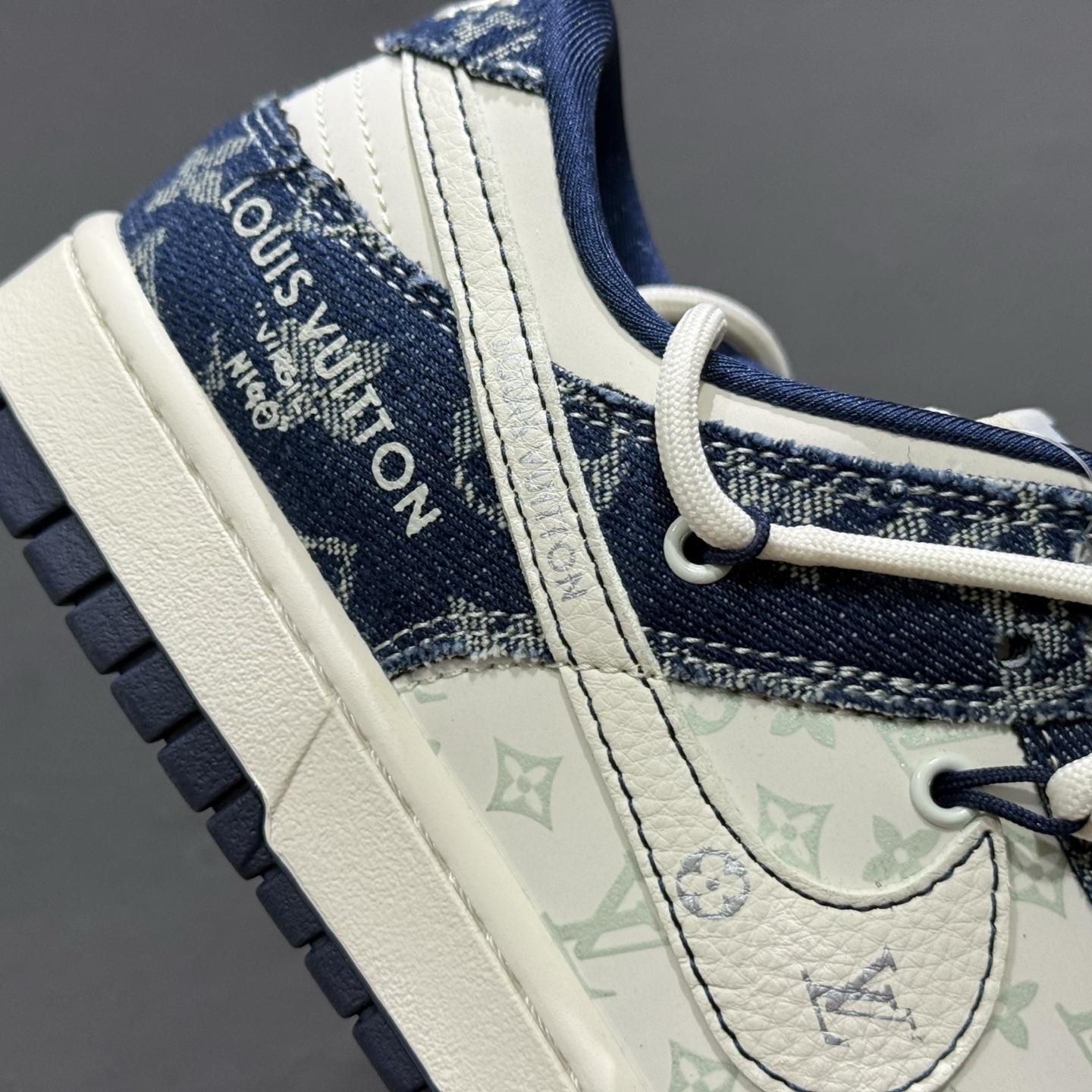 Nike SB Dunk Low LV联名 蓝暗花抽绳 周年高端定制 低帮休闲板鞋 YX5066-376