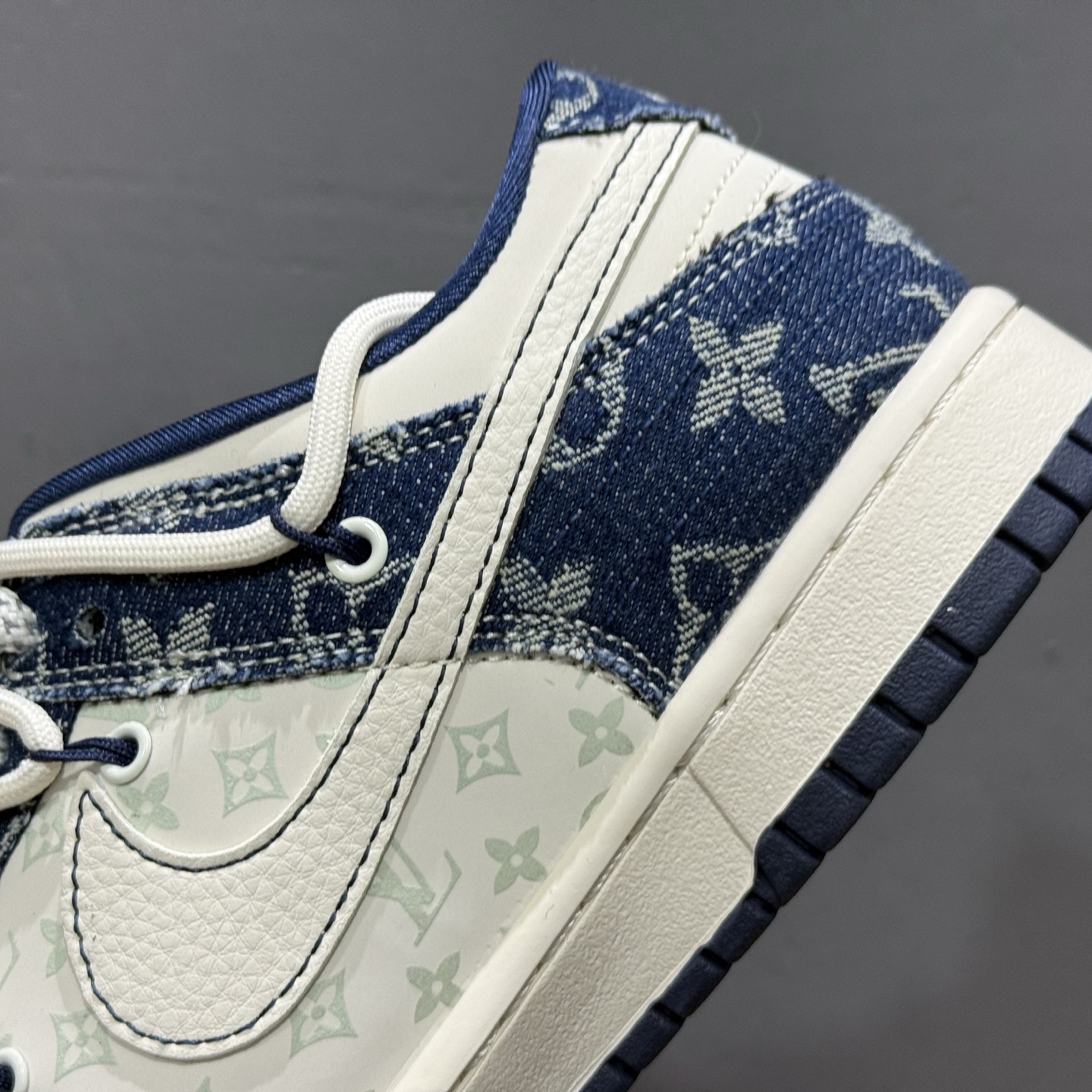 Nike SB Dunk Low LV联名 蓝暗花抽绳 周年高端定制 低帮休闲板鞋 YX5066-376
