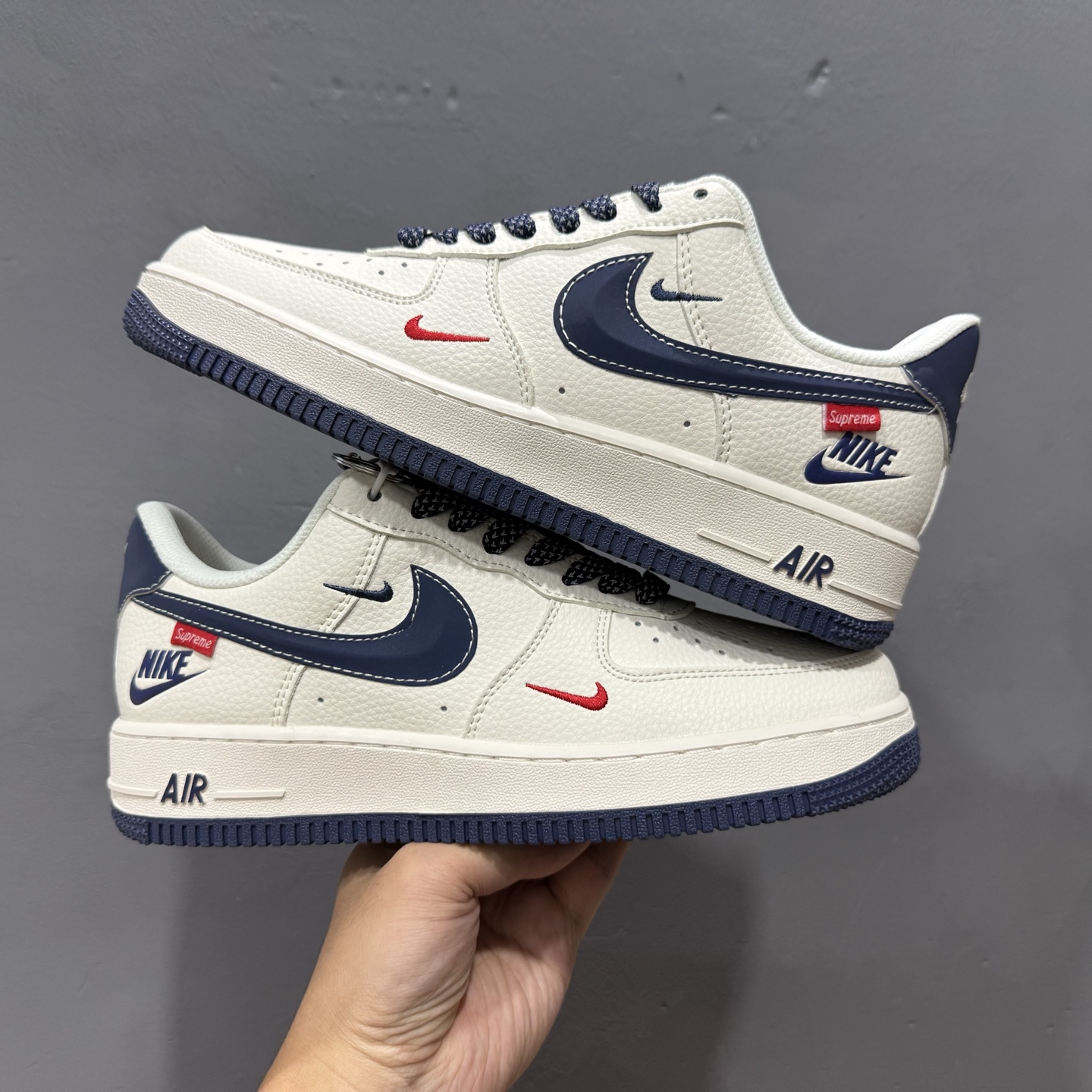 Nike Air Force 1'07 Low Supreme联名 米蓝勾 空军一号低帮休闲板鞋 HH7518-071