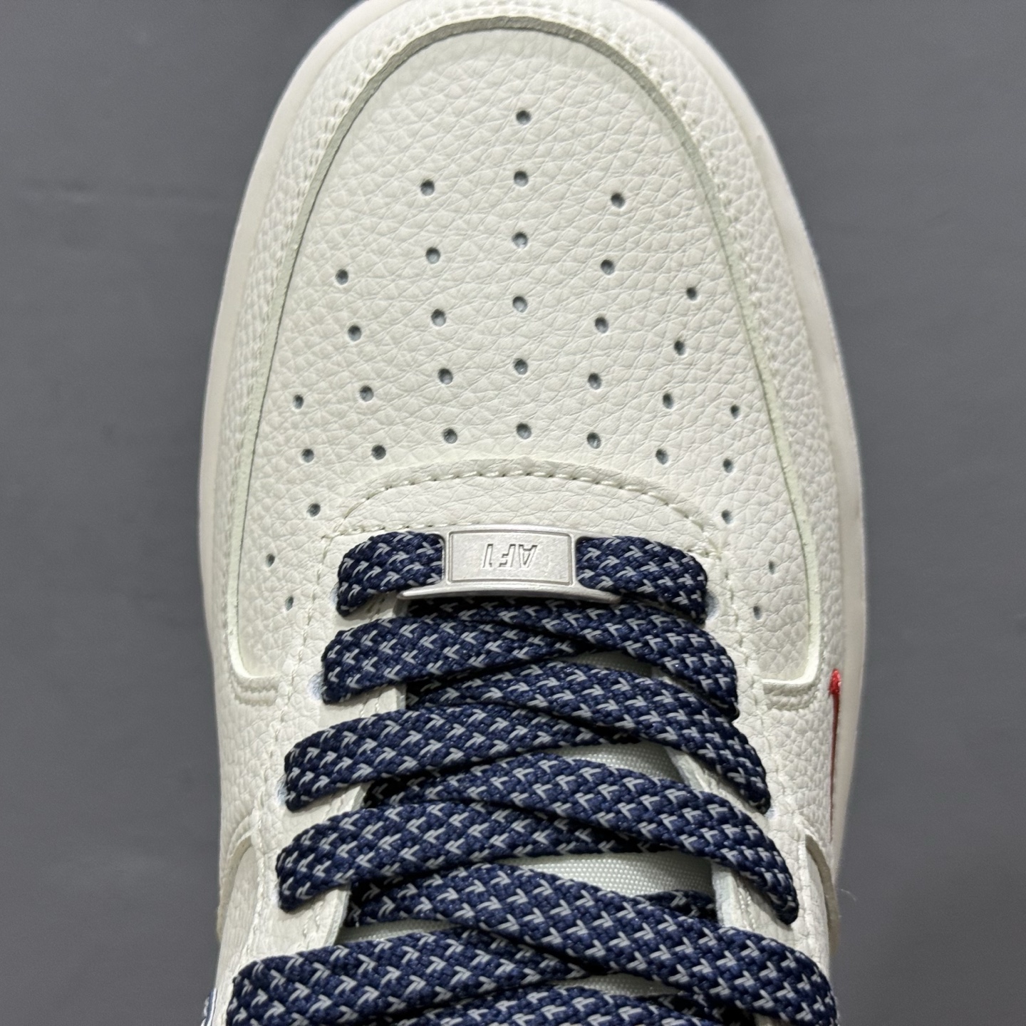 Nike Air Force 1'07 Low Supreme联名 米蓝勾 空军一号低帮休闲板鞋 HH7518-071